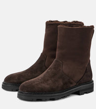 Manolo Blahnik Tomosa suede ankle boots