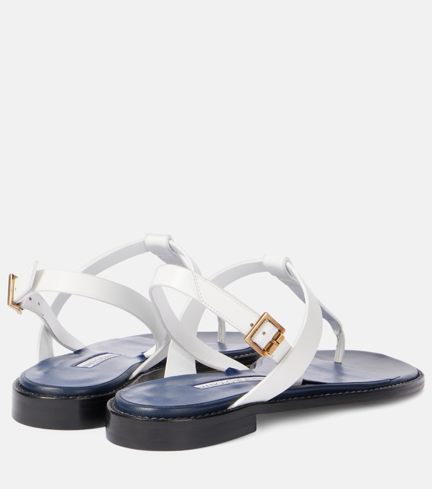 Manolo Blahnik Hata leather thong sandals in White - Flat Sandals