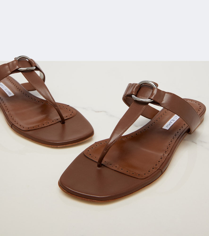 Manolo Blahnik Mionasan leather thong sandals (Brown) - Flat Sandals