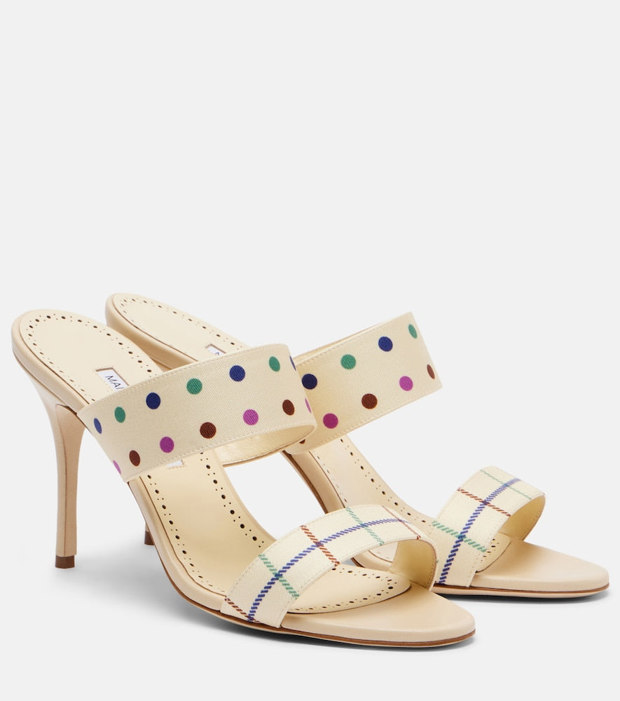Manolo Blahnik Ralotapla printed satin mules in Beige - Heeled Sandals