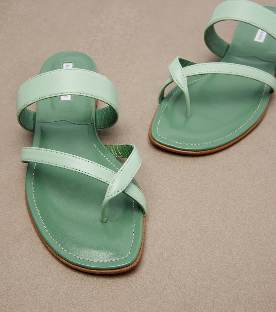 Green Manolo Blahnik Susa leather sandals - Flat Sandals