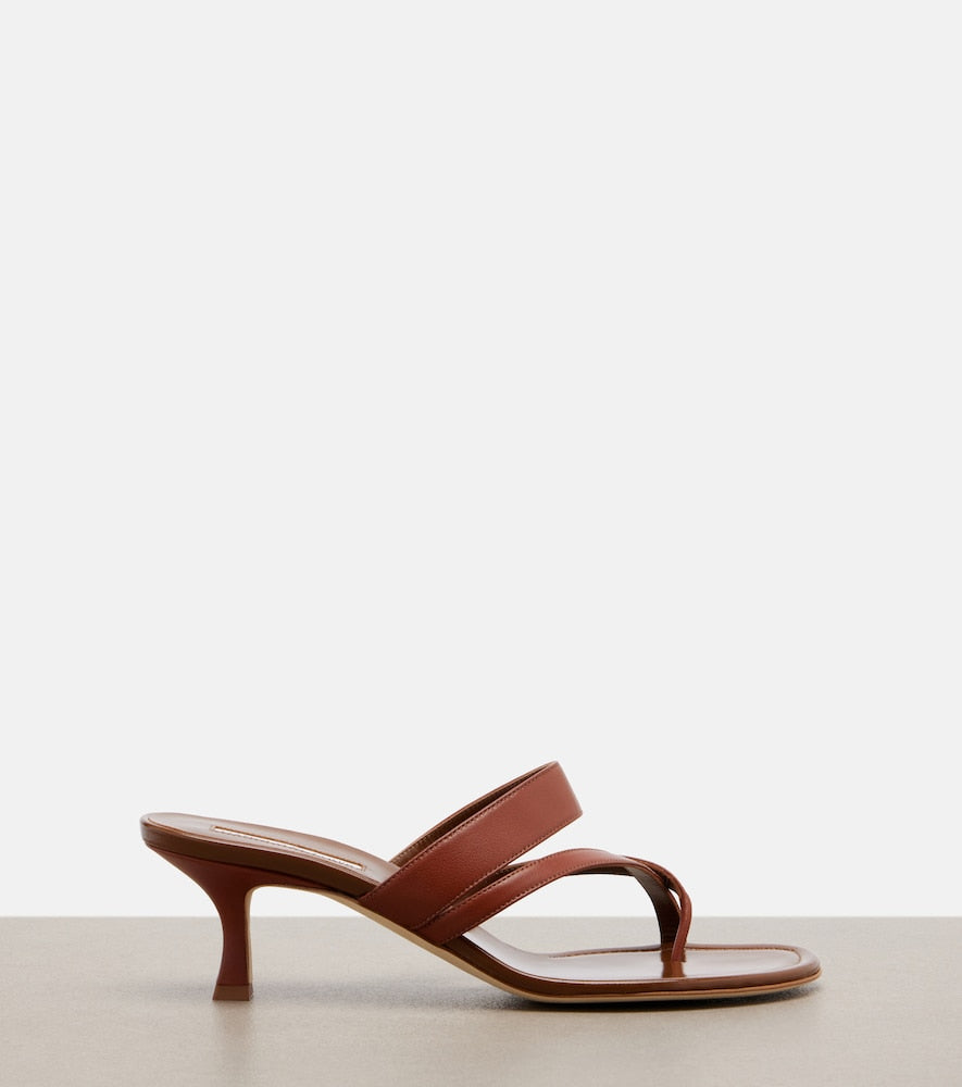 Manolo Blahnik Susa leather thong sandals (Brown) - Heeled Sandals