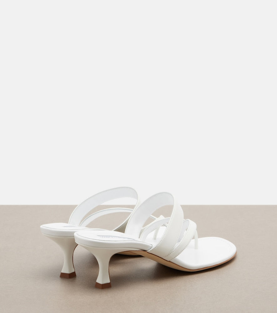 White Manolo Blahnik Susa leather thong sandals - Heeled Sandals
