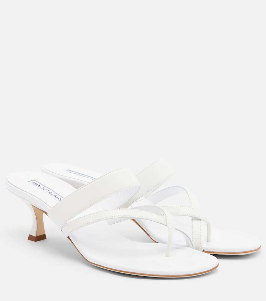 White Manolo Blahnik Susa leather thong sandals - Heeled Sandals