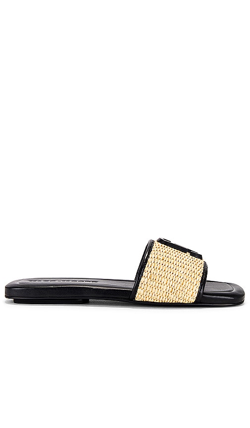 Marc Jacobs The J Marc Woven Sandal in Tan - Marc Jacobs Sandale tissée J Marc en beige - Marc Jacobs J Marc 梭织凉鞋，黄褐色 - Marc Jacobs Die J Marc Woven Sandale in Hellbraun - Marc Jacobs 탠 색상의 J Marc 우븐 샌들 - Marc Jacobs Il sandalo intrecciato J Marc in marrone chiaro