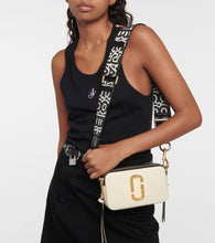Marc Jacobs The Snapshot leather camera bag