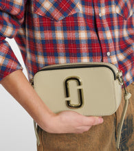 Marc Jacobs The Snapshot leather camera bag