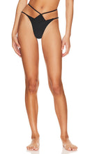 Marcia B Maxwell Desire Bikini Bottom in Black - Marcia B Maxwell Desire Bas de bikini noir - Marcia B Maxwell Desire 黑色比基尼泳裤 - Marcia B Maxwell Desire Bikinihose in Schwarz - Marcia B Maxwell Desire 비키니 하의 블랙 색상 - Slip bikini Marcia B Maxwell Desire in nero