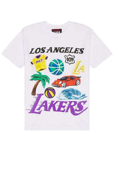 Market Lakers T-shirt in White - T-shirt des Lakers du marché en blanc - 市场湖人队白色 T 恤 - Market Lakers T-Shirt in Weiß - Market Lakers 티셔츠 색상은 화이트 색상입니다. - T-shirt Market Lakers di colore bianco