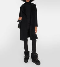 Max Mara Shearling-trimmed snow boots