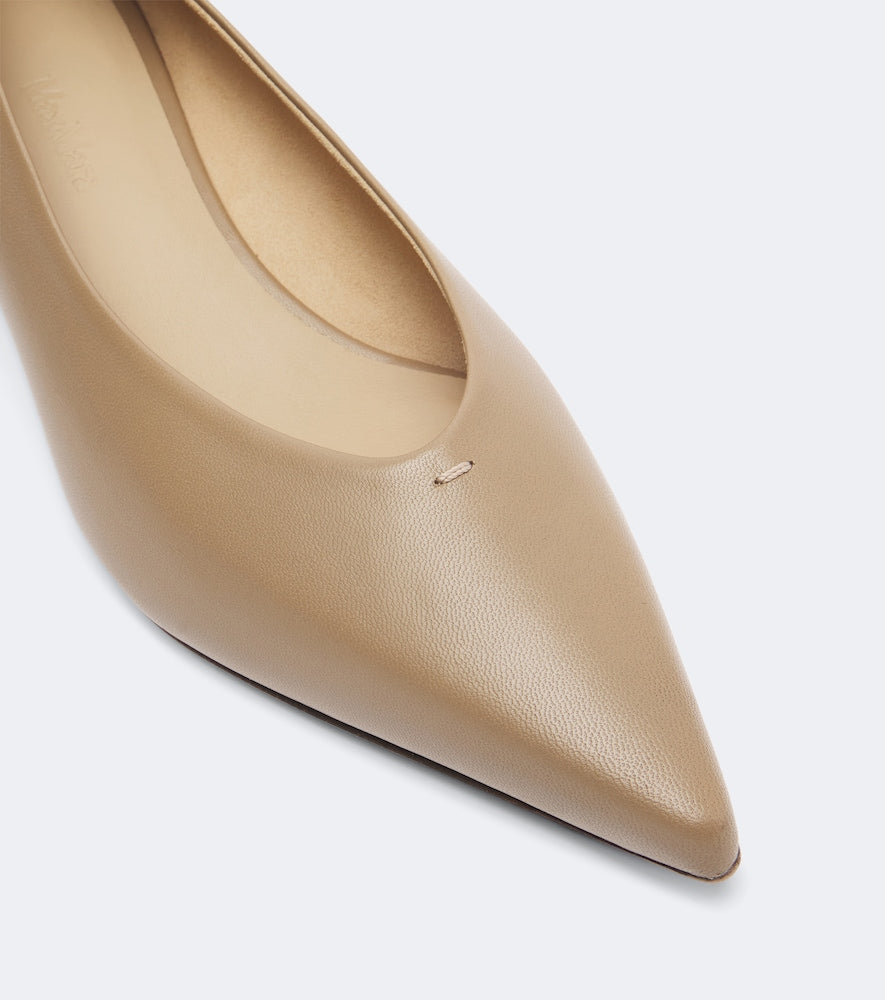 Max Mara Leather pumps (Beige) - Mid Heel Pumps