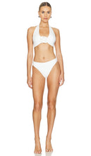 Maygel Coronel Lebrija Bikini in White - Maygel Coronel Lebrija Bikini en Blanc - Maygel Coronel Lebrija 白色比基尼 - Maygel Coronel Lebrija Bikini in Weiß - Maygel Coronel Lebrija 비키니 화이트 색상 - Bikini Maygel Coronel Lebrija in bianco