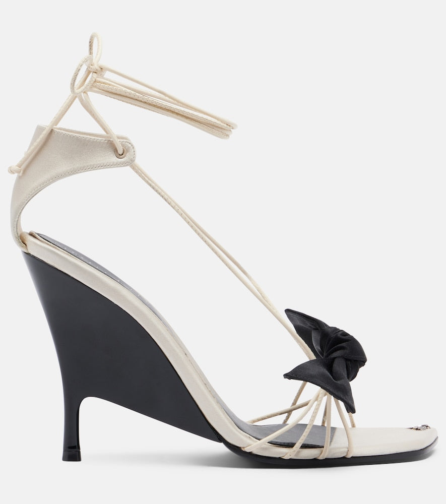 McQueen Koko bow-detail wedge sandals - White High-Heel Sandals