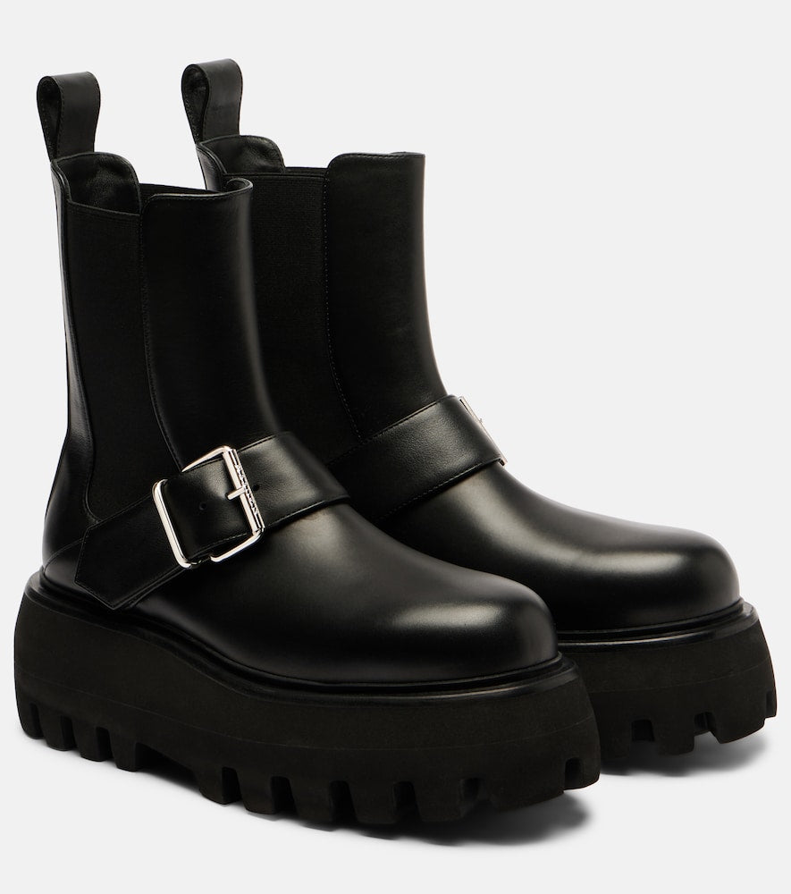 McQueen Sofa Buckle leather ankle boots - Black Flat Boots
