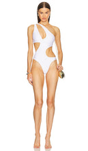 Michael Costello x REVOLVE Jenela One Piece in White - Michael Costello x REVOLVE Jenela One Piece en Blanc - Michael Costello x REVOLVE Jenela 一件白色单品 - Michael Costello x REVOLVE Jenela Einteiler in Weiß - Michael Costello x REVOLVE Jenela 원피스 in 화이트 - Michael Costello x REVOLVE Jenela One Piece in bianco