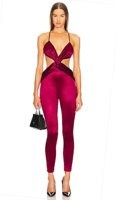 Michael Costello x REVOLVE Zlata Jumpsuit in Burgundy - Michael Costello x REVOLVE Combinaison Zlata en Bordeaux - Michael Costello x REVOLVE Zlata 酒红色连身裤 - Michael Costello x REVOLVE Zlata Jumpsuit in Burgund - Michael Costello x REVOLVE Zlata 버건디 점프수트 - Tuta Michael Costello x REVOLVE Zlata in Borgogna