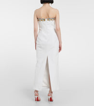 Miss Sohee Embellished gown