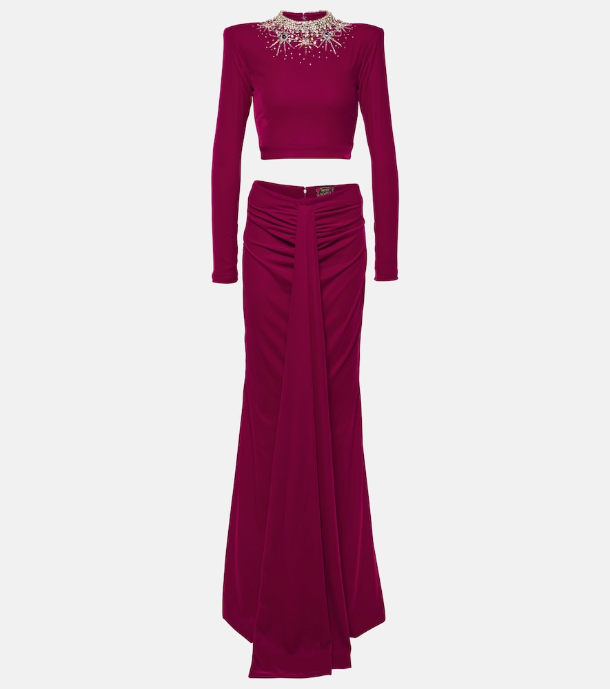 Miss Sohee Gemma embellished crop top and maxi skirt set. Sohee Gemma 小姐缀饰露脐上衣和长裙套装