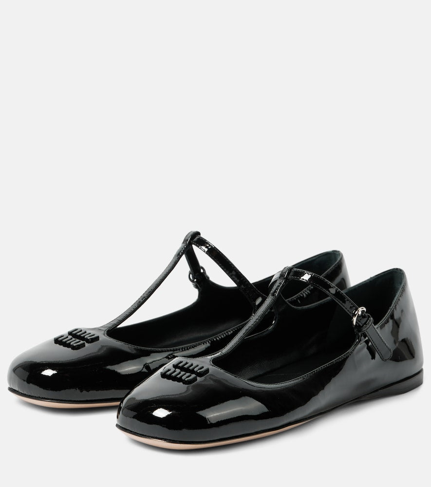 Miu Miu Logo patent leather ballet flats