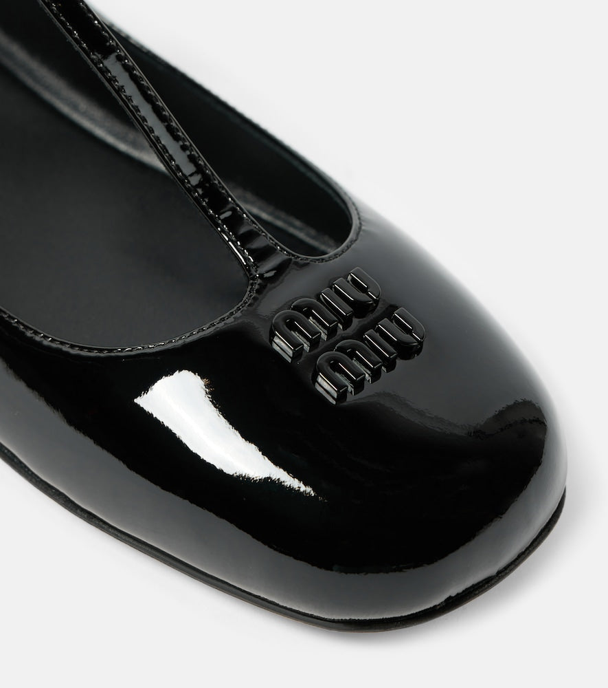 Miu Miu Logo patent leather ballet flats