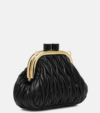 Miu Miu Miu Belle Mini matelass√É¬© leather clutch