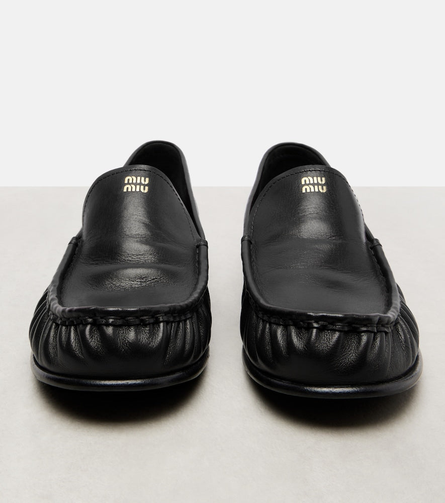 Miu Miu Logo leather loafers (Black) - Loafers