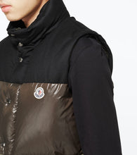 Moncler Aveillan down jacket