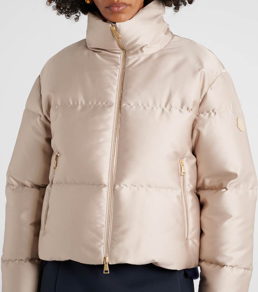 Moncler Bonnelles quilted down jacket