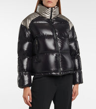 Moncler Cuscute high-neck down jacket