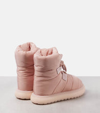 Moncler Gaia snow boots