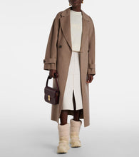 Moncler Trailgrip Chalet teddy snow boots