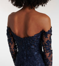 Monique Lhuillier Floral embroidered tulle gown