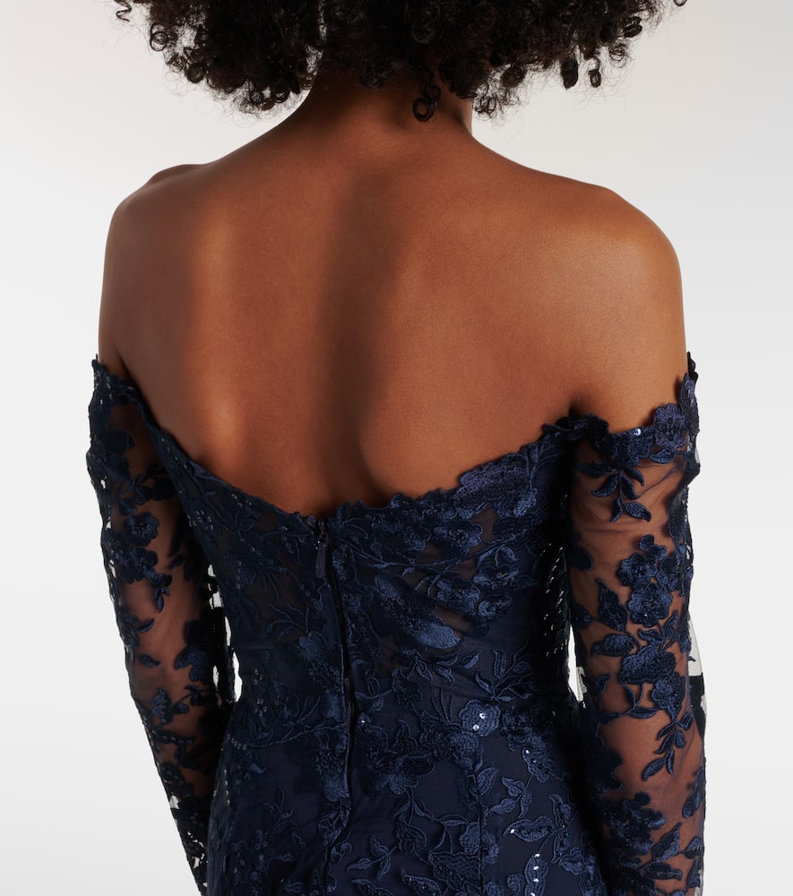 Monique Lhuillier Floral embroidered tulle gown