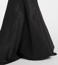Monique Lhuillier Tumpet embellished silk gown