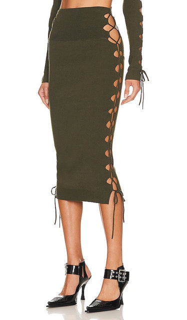 Monse Lacing Knitted Skirt in Olive - Jupe tricotée à laçage Monse en olive - Monse 橄榄色系带针织半身裙 - Monse Schnür-Strickrock in Oliv - Monse 레이싱 니트 스커트 올리브 색상 - Gonna in maglia Monse allacciata in verde oliva