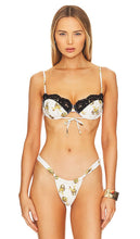 Montce Swim Lena Bikini Top in Yellow - Haut de bikini Montce Swim Lena en jaune - Montce Swim Lena 黄色比基尼上衣 - Montce Swim Lena Bikinioberteil in Gelb - Montce Swim Lena 비키니 탑 옐로우 색상 - Top bikini Montce Swim Lena in giallo