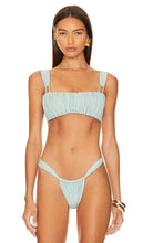 Montce Swim Victoria Bikini Top in Baby Blue - Montce Swim Victoria Haut de bikini en bleu bébé - Montce Swim Victoria 淡蓝色比基尼上衣 - Montce Swim Victoria Bikinioberteil in Babyblau - Montce Swim Victoria 비키니 탑 - Top bikini Montce Swim Victoria in celeste