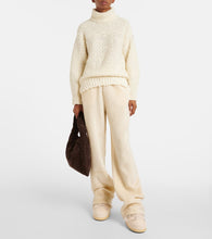 Moon Boot EVX snow boots