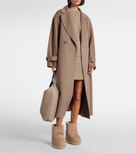 Moon Boot Icon Low suede snow boots