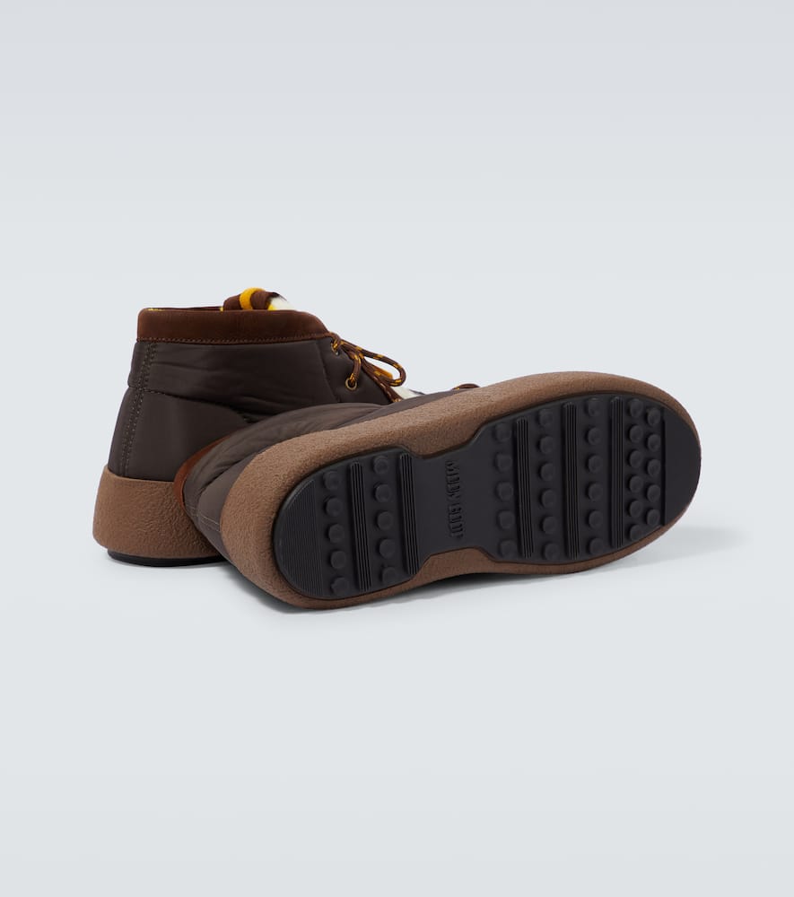 Moon Boot Mtrack Wallabee boots