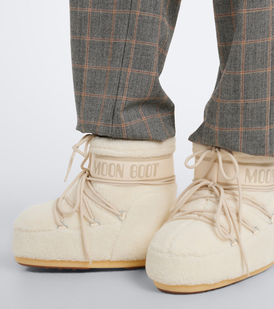 Moon Boot Icon Low teddy snow boots (Pink) - Flat Boots