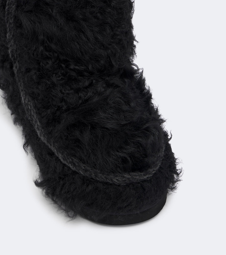 Black Mou 18 Chekiang shearling ankle boots - Flat Boots