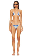 My Beachy Side Hand Crochet Bikini Set in Blue - Ensemble de bikini au crochet My Beachy Side Hand en bleu - My Beachy Side 蓝色手工钩编比基尼套装 - Mein handgehäkeltes Bikini-Set „Beachy Side“ in Blau - My Beachy Side Hand Crochet 비키니 세트 블루 색상 - Il mio bikini Beachy Side realizzato all'uncinetto a mano in blu