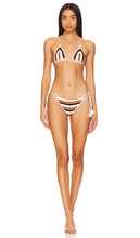 My Beachy Side Hand Crochet Bikini Set in Brown - Ensemble de bikini au crochet My Beachy Side Hand en marron - My Beachy Side 棕色手钩针比基尼套装 - Handgehäkeltes Bikini-Set „My Beachy Side“ in Braun - My Beachy Side 핸드 크로셰 비키니 세트(브라운 색상) - Set bikini all'uncinetto fatto a mano My Beachy Side in marrone