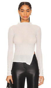 NBD Estela Knit Top in Ivory - NBD Haut en tricot Estela en ivoire - NBD Estela 象牙色针织上衣 - NBD Estela Strickoberteil in Elfenbein - NBD Estela 니트 탑 - Top in maglia NBD Estela in avorio