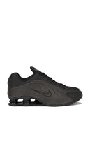 Nike Shox R4 in Black | Men's Lifestyle Sneakers in Black & Bright Crimson