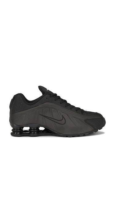 Nike Shox R4 in Black | Men's Lifestyle Sneakers in Black & Bright Crimson