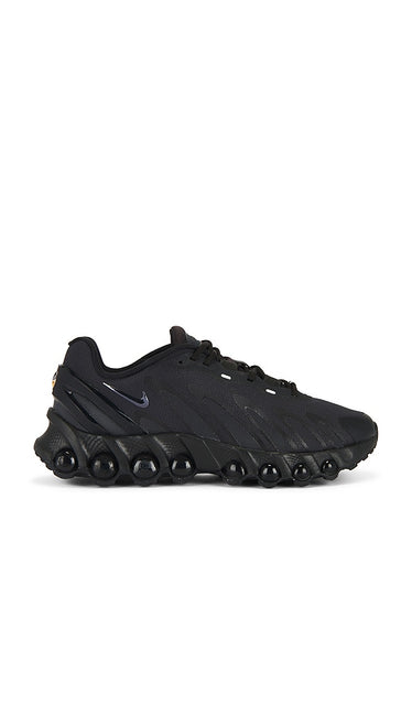 Nike Air Max Dn8 Sneakers in Black | Men's Lifestyle Sneakers in Black & Anthracite