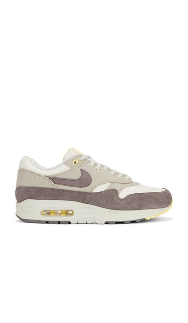 Nike Air Max 1 Prem Sneakers in Light Grey | Men's Lifestyle Sneakers in Light Bone  Cave Stone  & Chamois