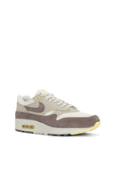 Nike Air Max 1 Prem Sneakers in Light Grey